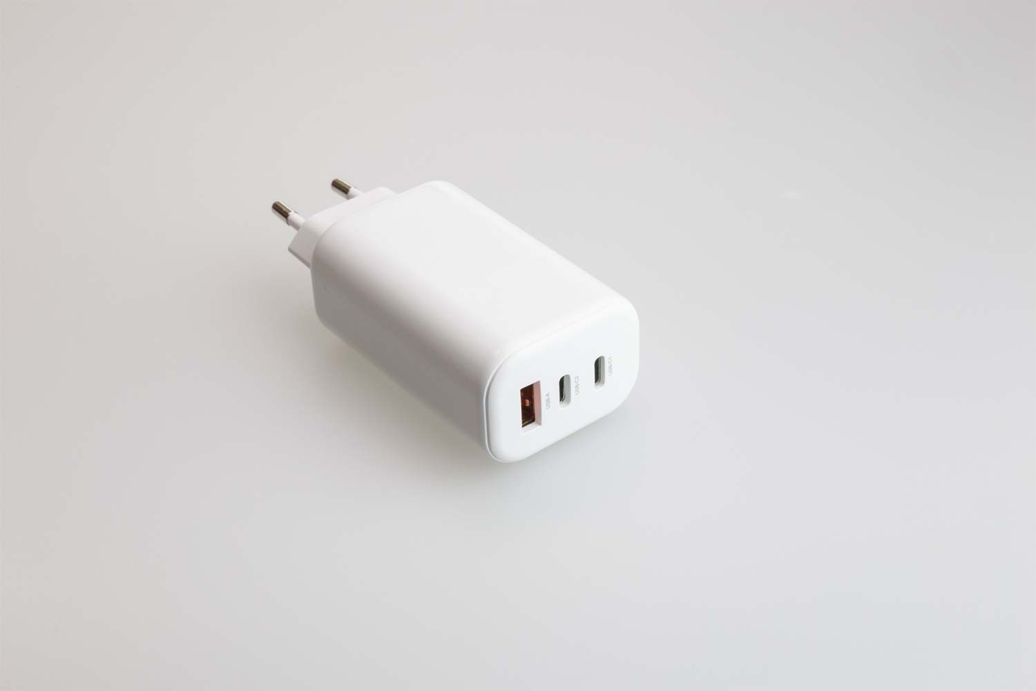 Charger "GAN" 65 W  inkl. Kabel